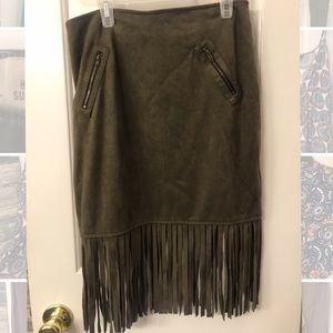 DO+BE Women’s Velour Fringe Skirt